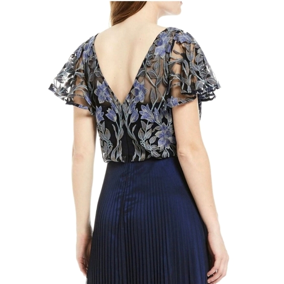 Nwot JS Collections Embroidered Floral lace Flutter Sleeve Pleated Navy … - Picture 17 of 17